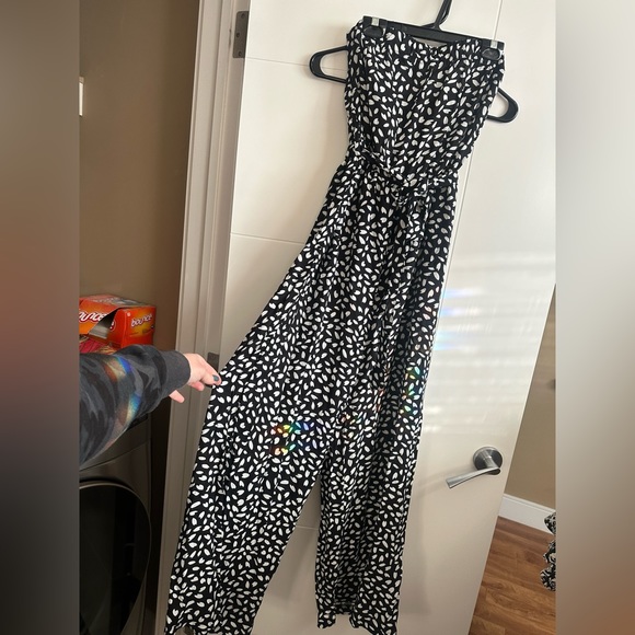NWOT wide leg jumpsuit - Picture 4 of 4